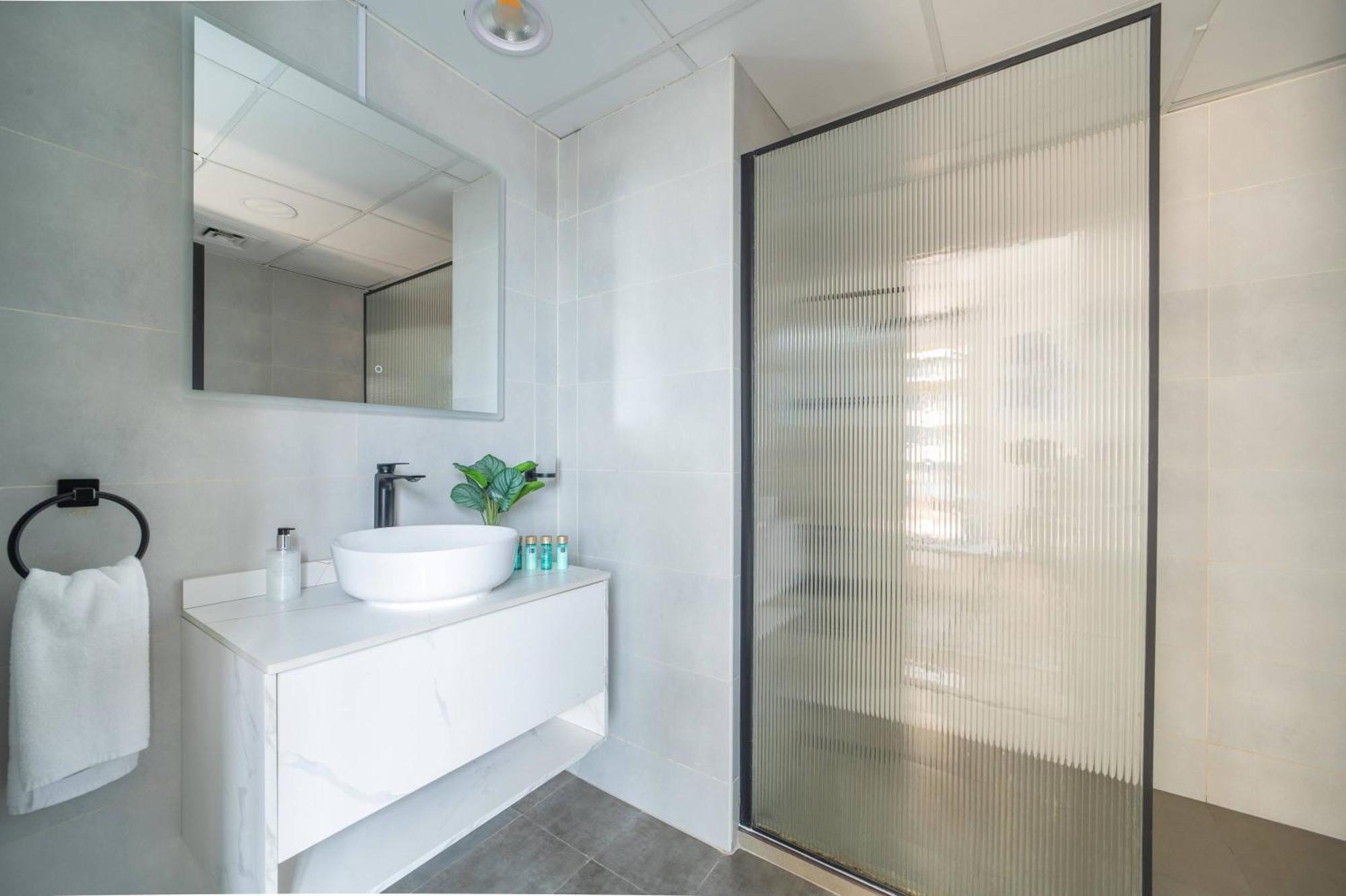 Frank Porter - Yacht Bay Dubai Ngoại thất bức ảnh